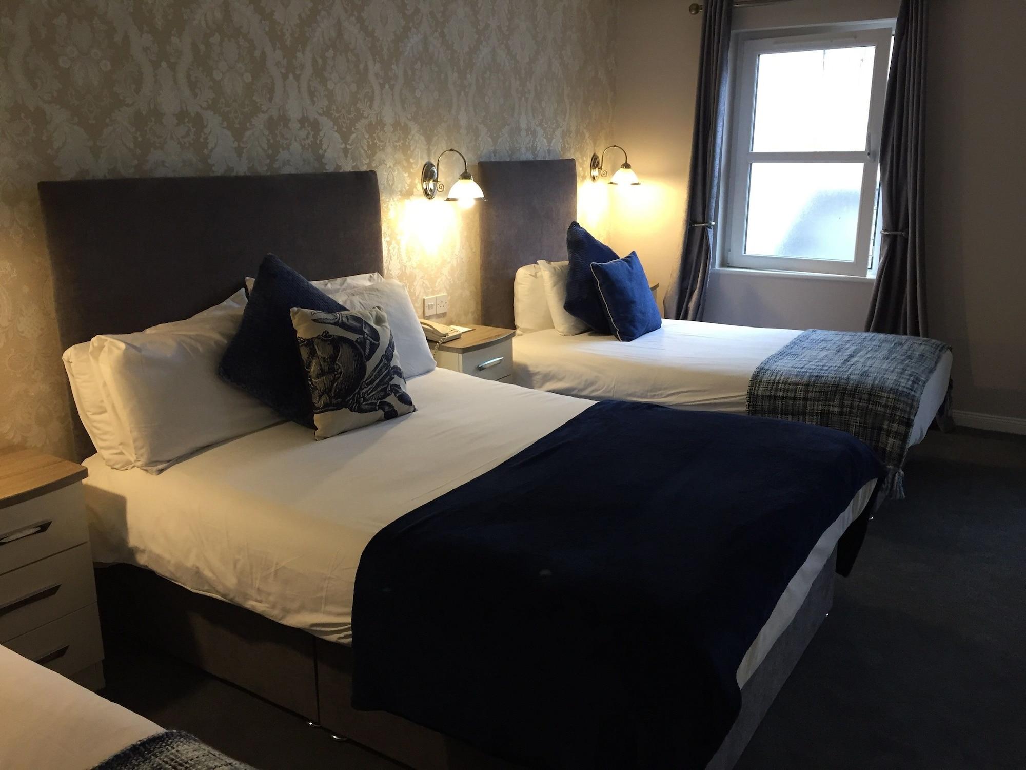 Castle Arch Hotel Трім Екстер'єр фото