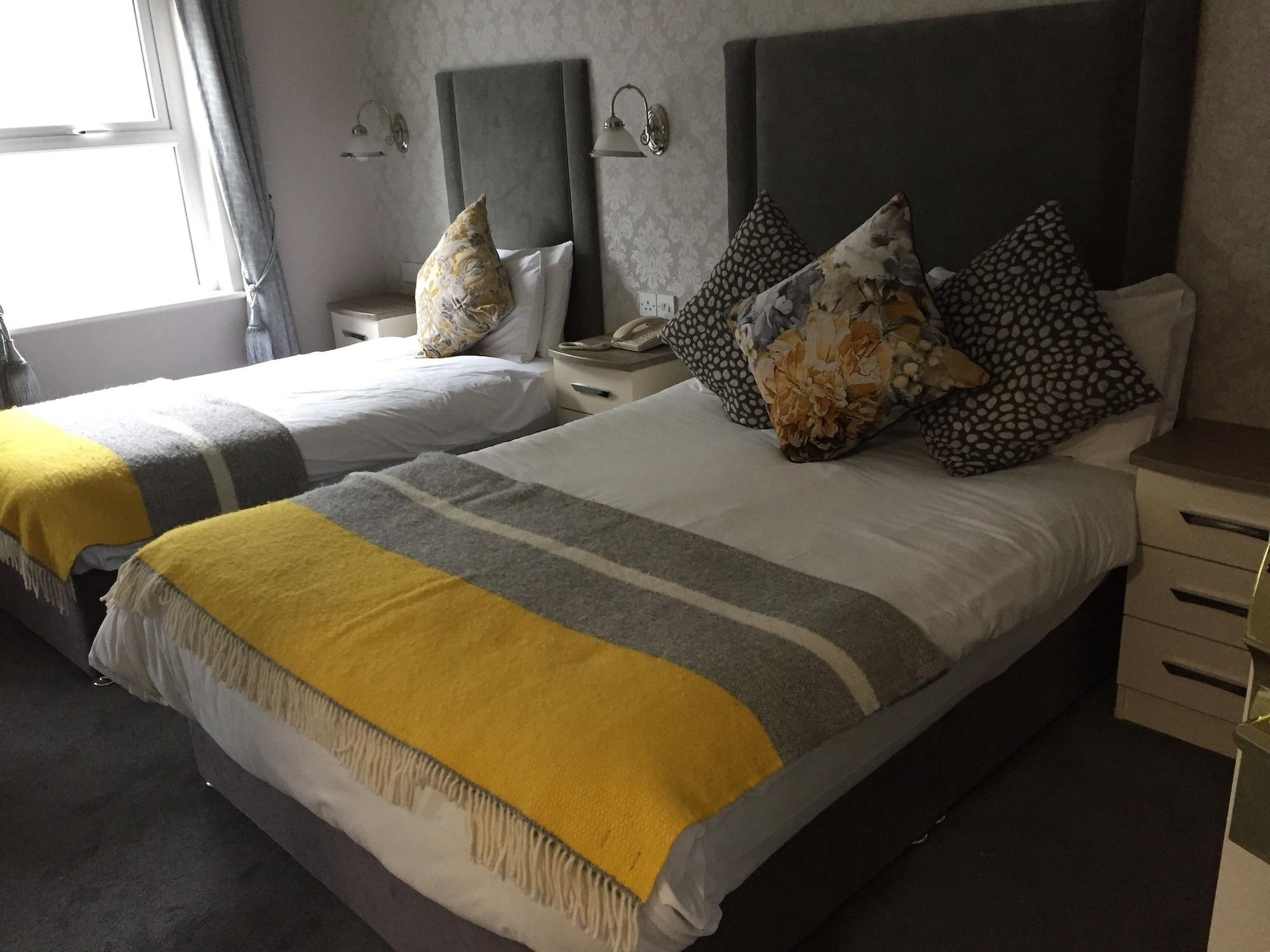 Castle Arch Hotel Трім Екстер'єр фото