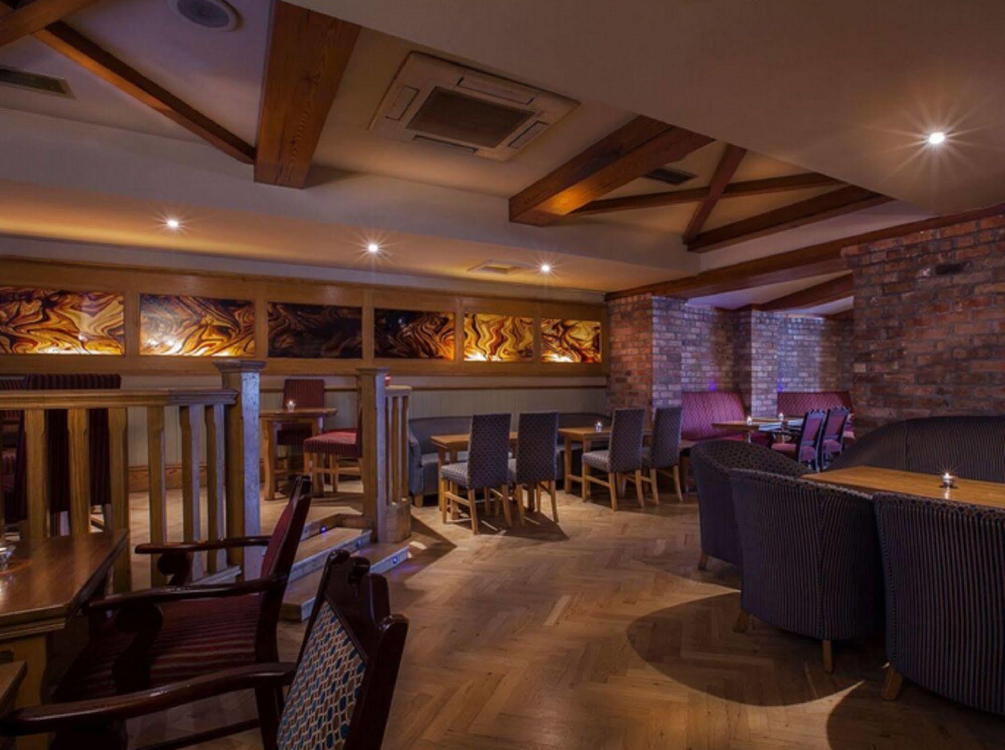 Castle Arch Hotel Трім Екстер'єр фото