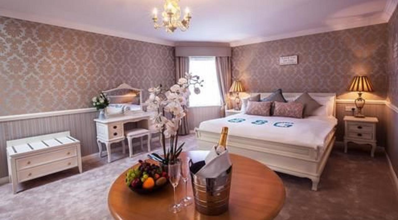 Castle Arch Hotel Трім Екстер'єр фото